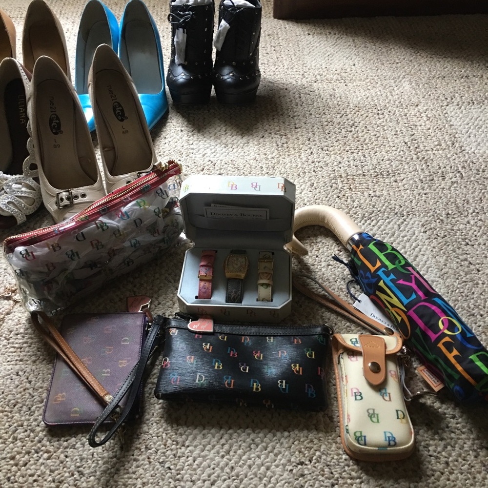 Dooney & Bourke IT Collection